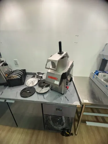 Processador De Alimentos Mpae Com 09 Discos 220V -