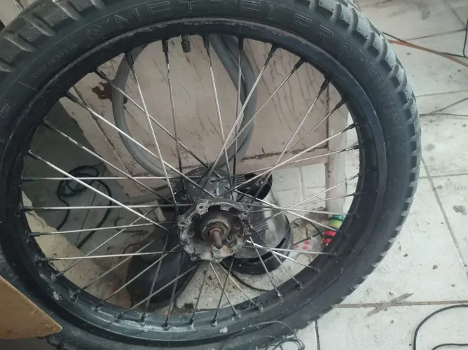 Roda dianteira aro 21 moto auta raios inox