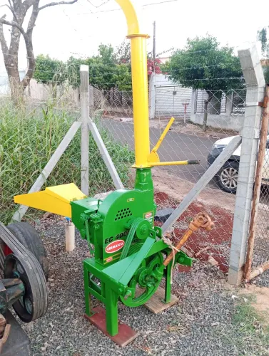 Picadeira ensiladeira para trator