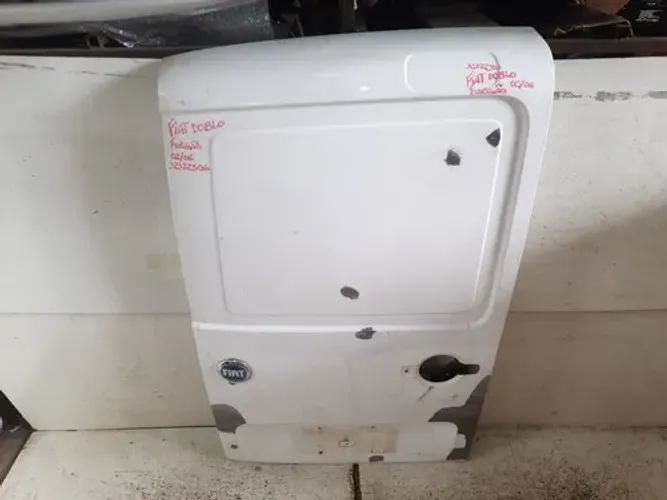 Tampa Fiat Doblo Furgão 2002 2003 2004 2005 2006 12122506