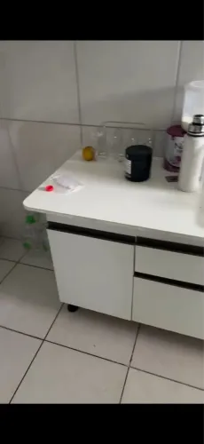 ARMÁRIO DE PAREDE 350,00