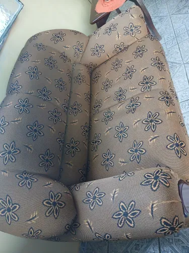 Sofá usado