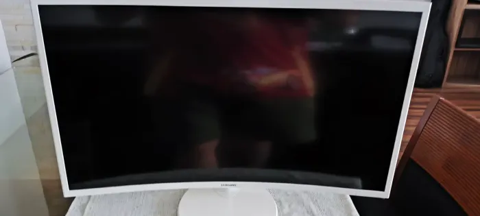 Monitor Samsung branco 32"