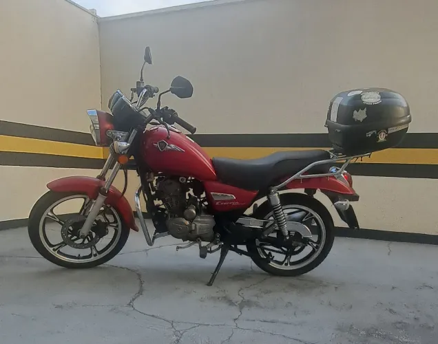 Intruder chopper road 150