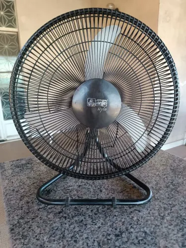Ventilador Arge Stylo 50cm - Funcionando (Detalhe no Botão) (Bangu, próximo ao shopping)