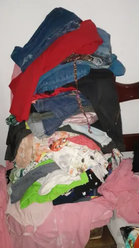 Lote de roupas