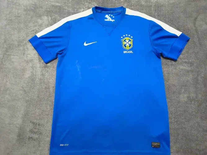 Camisa Oficial Brasil 2013 Nike Azul, tamanho G (55x75cm). Praticamente impecável!