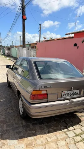 Ford Escort GL 1.6i / 1.6 (álcool) 1995