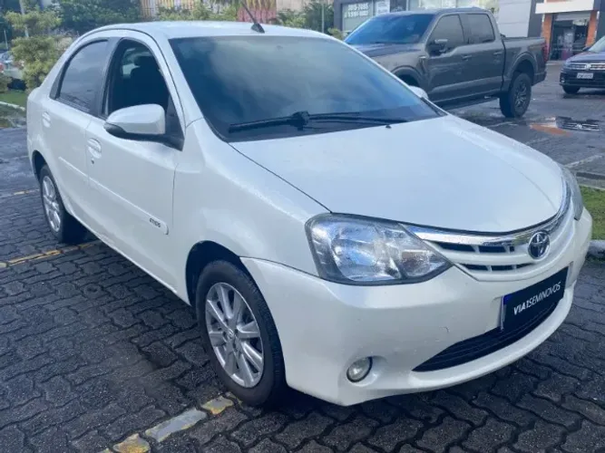 Toyota Etios XLS Sedan 1.5 Flex 16V 4P Aut. 2017