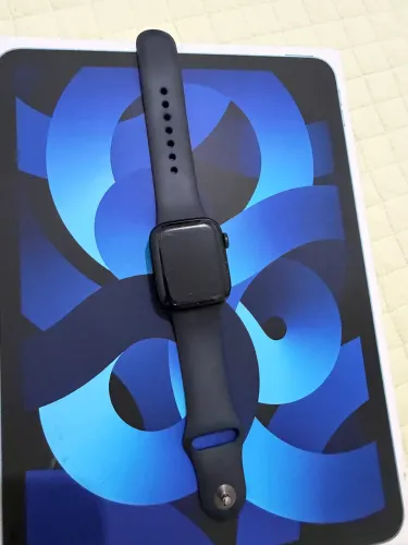 Apple Watch Série 8 46 mm e preto