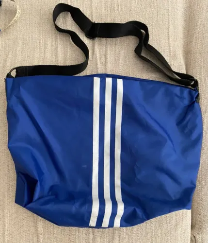 Bolsa Tiracolo Azul Estilo Esportivo Grande