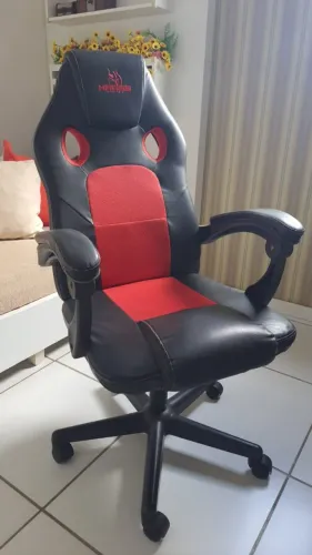 Cadeira Gamer Kross Entry KE-GC100 Preta e Vermelha - Ótimo Estado