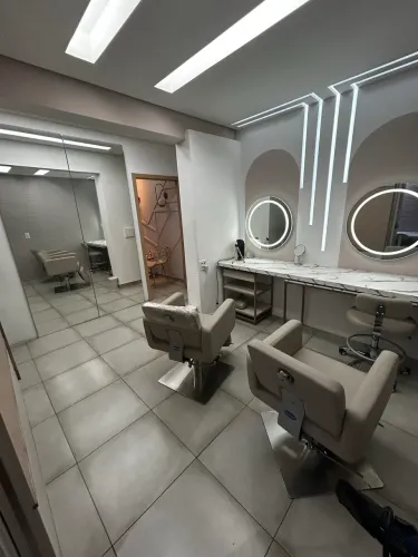 Aluguel de cadeira para Maquiadora, Depiladora ou Massagem e Procedimentos estéticos