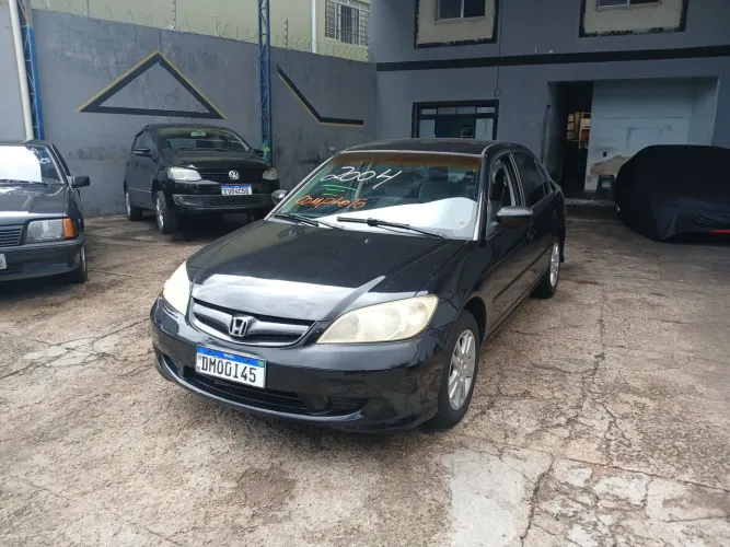 Honda Civic Sedan LX 1.7 16V 115cv Mec. 4P 2004