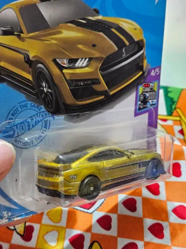 Mustang Shelby gt 500 sth, ( atenção, bolha tricada)