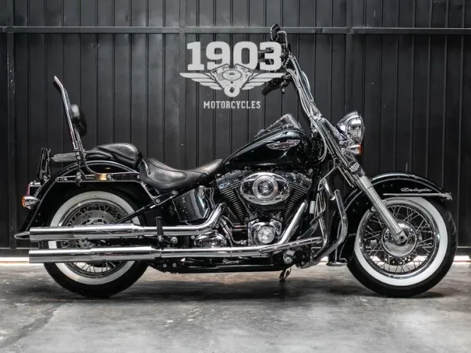HARLEY-DAVIDSON FLSTN DELUXE 2013