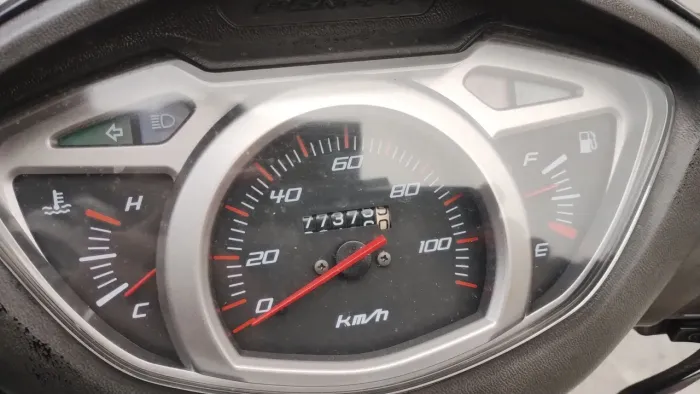 Honda lead