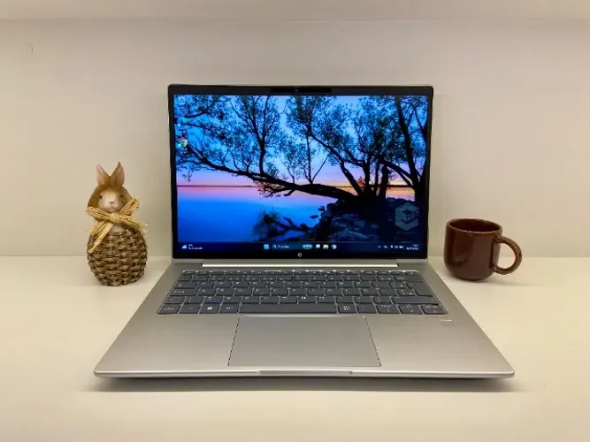 NOTEBOOK HP PROBOOK 445 G11 AMD RYZEN 5 7535U 16GB RAM 512GB SSD 14P