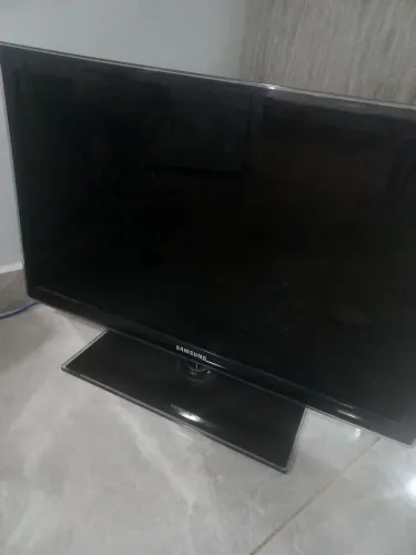 TV SAMSUNG 32 POLEGADAS.(precisa consertar)