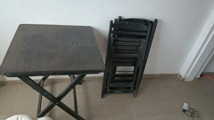 MESA DE MADEIRA