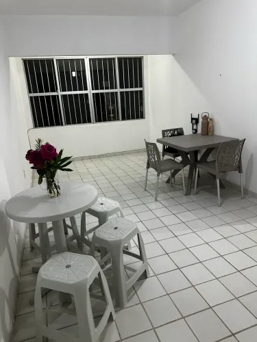 Alugo quarto para estudante FMO