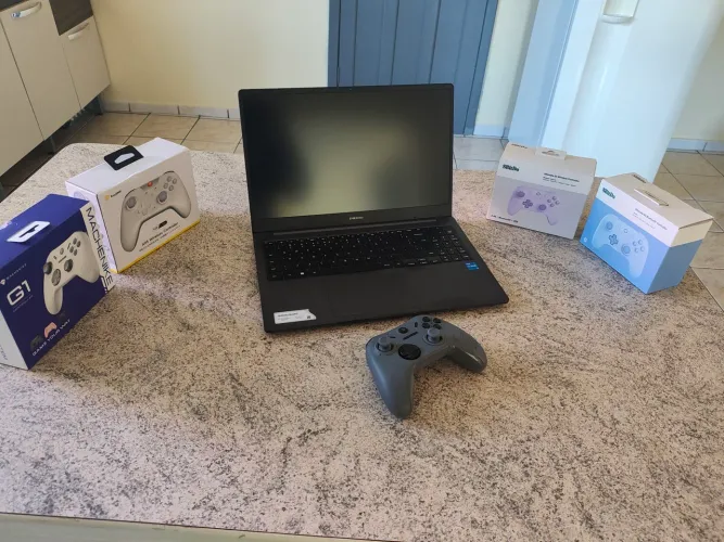 Combo Notebook + 5 controles