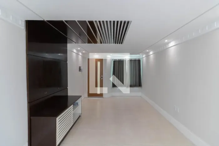 Casa à Venda - Vila Ré, 3 Quartos, 185 m2