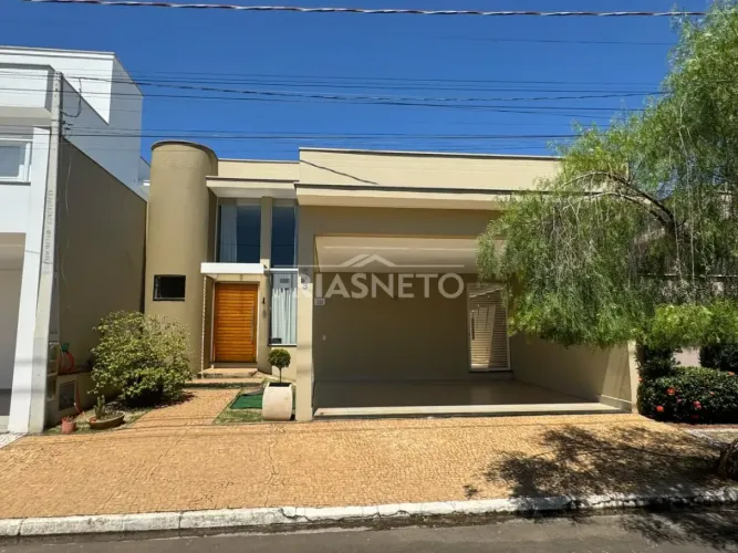 Casa à venda no condomínio Ondas do Piracicaba