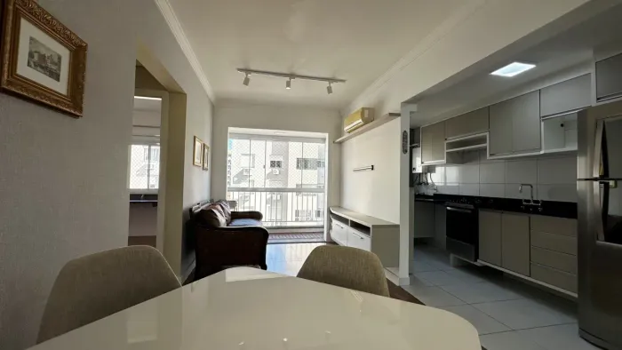 Apartamento para Venda em Canoas, CENTRO, 2 dormitórios, 1 suíte, 2 banheiros, 1 vaga