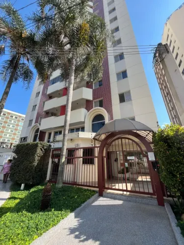 Apartamento mobiliado disponível para venda/locação no Ed. Portal da Independência em Taub