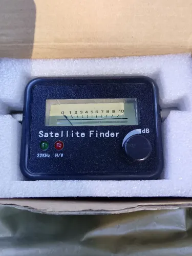 Vendo localizador de satélite analógico,capta o sinal com precisão.