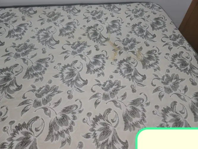 COLCHÃO DE CASAL