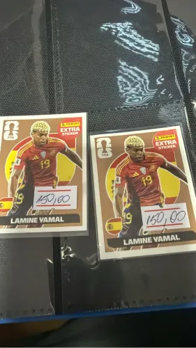 Lote de 65 figurinhas legends a 60,00 cada - 12 Ouros, 6 pratas, 16 bronze e 31 roxas 