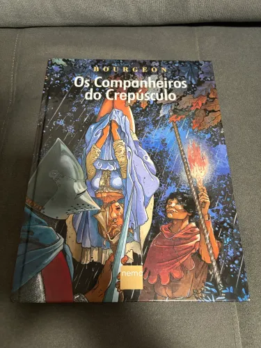 Os Companheiros do Crepúsculo de Bourgeon Editora Nemo - Raríssimo