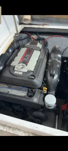 Parelha de Mercruiser 6.2 300 HP DTS + JOY - Rabeta Bravo III - Motor Seminovo