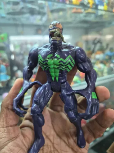 Boneco Venom ToyBiz 1997 Web Splashers Marvel 13-14cm