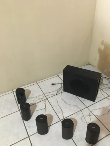 Vendo caixas de homem theater e cabeça de som funcionando todas as caixas