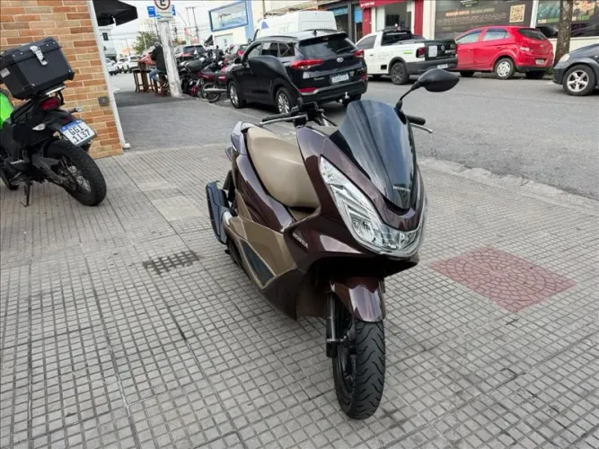 Honda Pcx Dlx