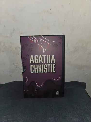Box 1 Agatha christie
