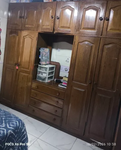 Vendo guarda roupa de angelim