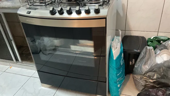 Vende-se fogão 5 bocas
