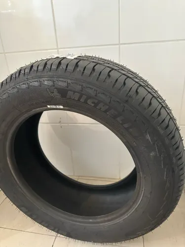 Pneu Michelin LTX force 205/60/R16 Novo