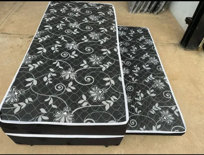 Cama solteiro com auxiliar novo de fábrica frete grátis