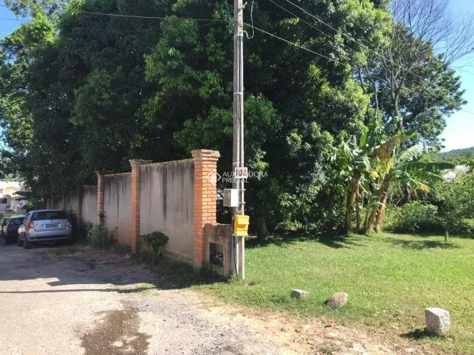 Terreno Escriturado no Rio Tavares com 407 m2 e ótima localização
