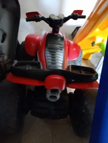 Quadriciclo infantil