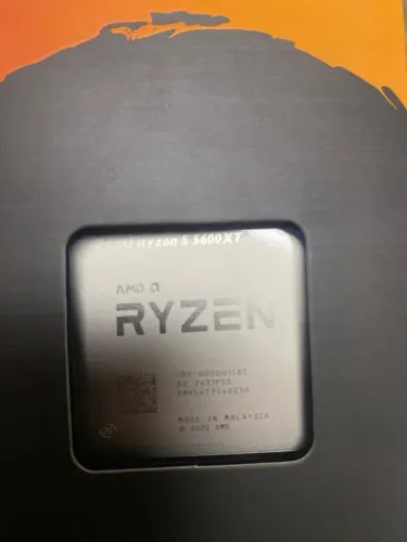 Ryzen 5 5600XT - Novo na caixa lacrado