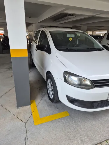Volkswagen Fox 1.0 MI Total Flex 8V 5P 2014