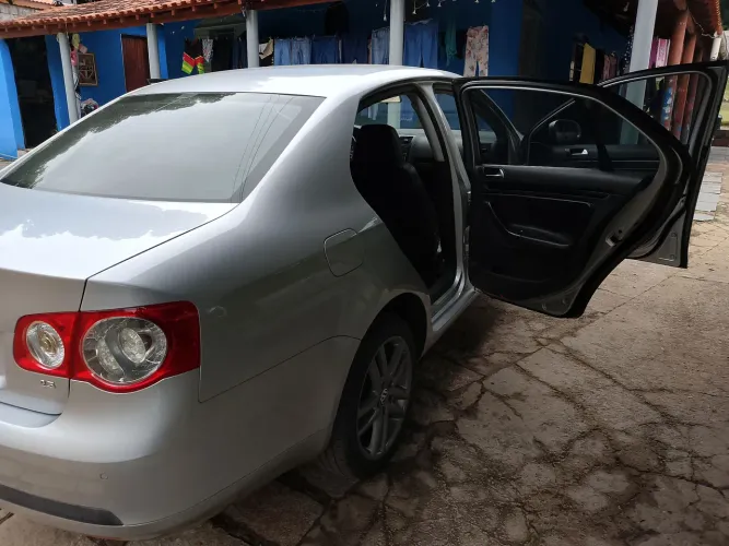 Volkswagen Jetta 2.5 20V 150/170cv Tiptronic 2010