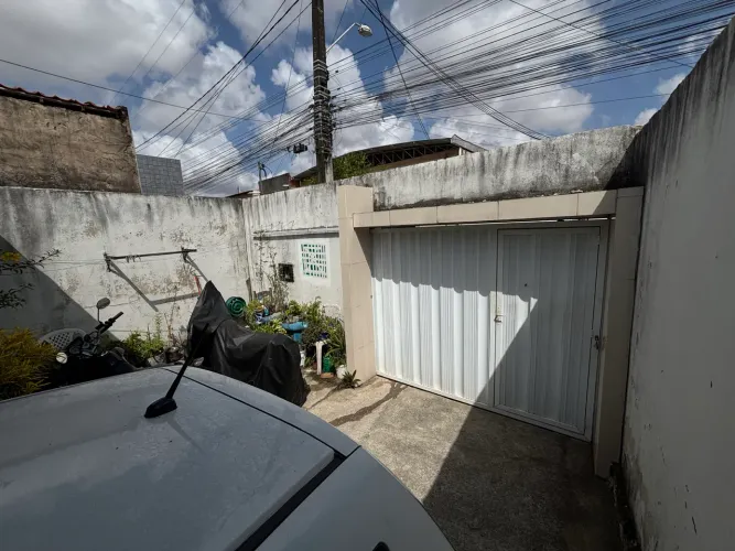 CASA NO PARQUE DOIS IRMÃOS
