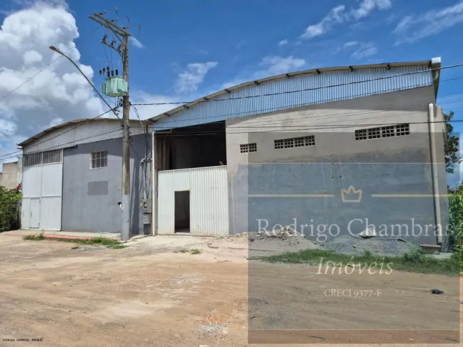 Galpão para Locação em Serra, São Francisco, 2 banheiros